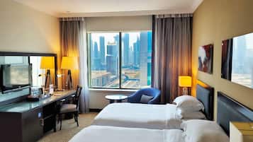 Phòng, 2 giường đơn (Guest) | 1 phòng ngủ, minibar, két bảo mật tại phòng, bàn