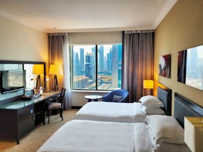 Room, 2 Twin Beds (Guest) | Minibar, in-room safe, desk, laptop workspace