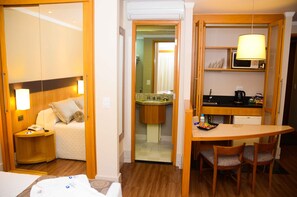 Standard Triple Room | Bathroom