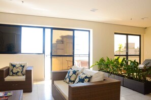 Televisión LED de 40 pulgadas con canales por cable y televisión 