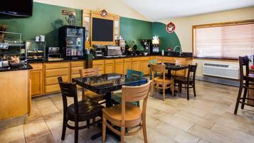 Free daily full breakfast