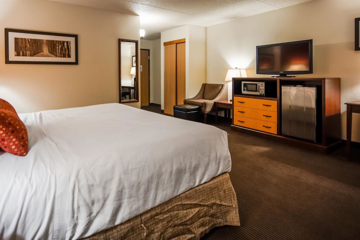 Caja de seguridad en la habitación, cortinas blackout y insonorización