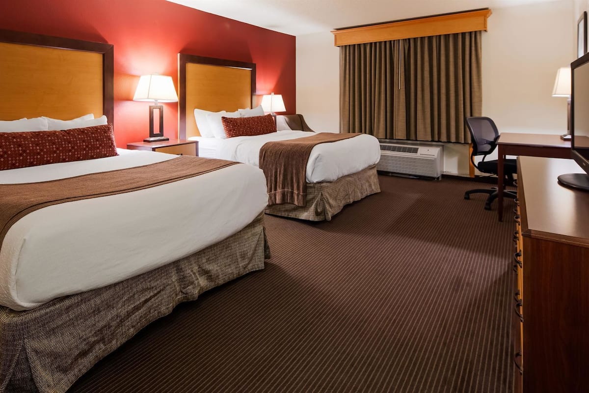 Caja de seguridad en la habitación, cortinas blackout y insonorización