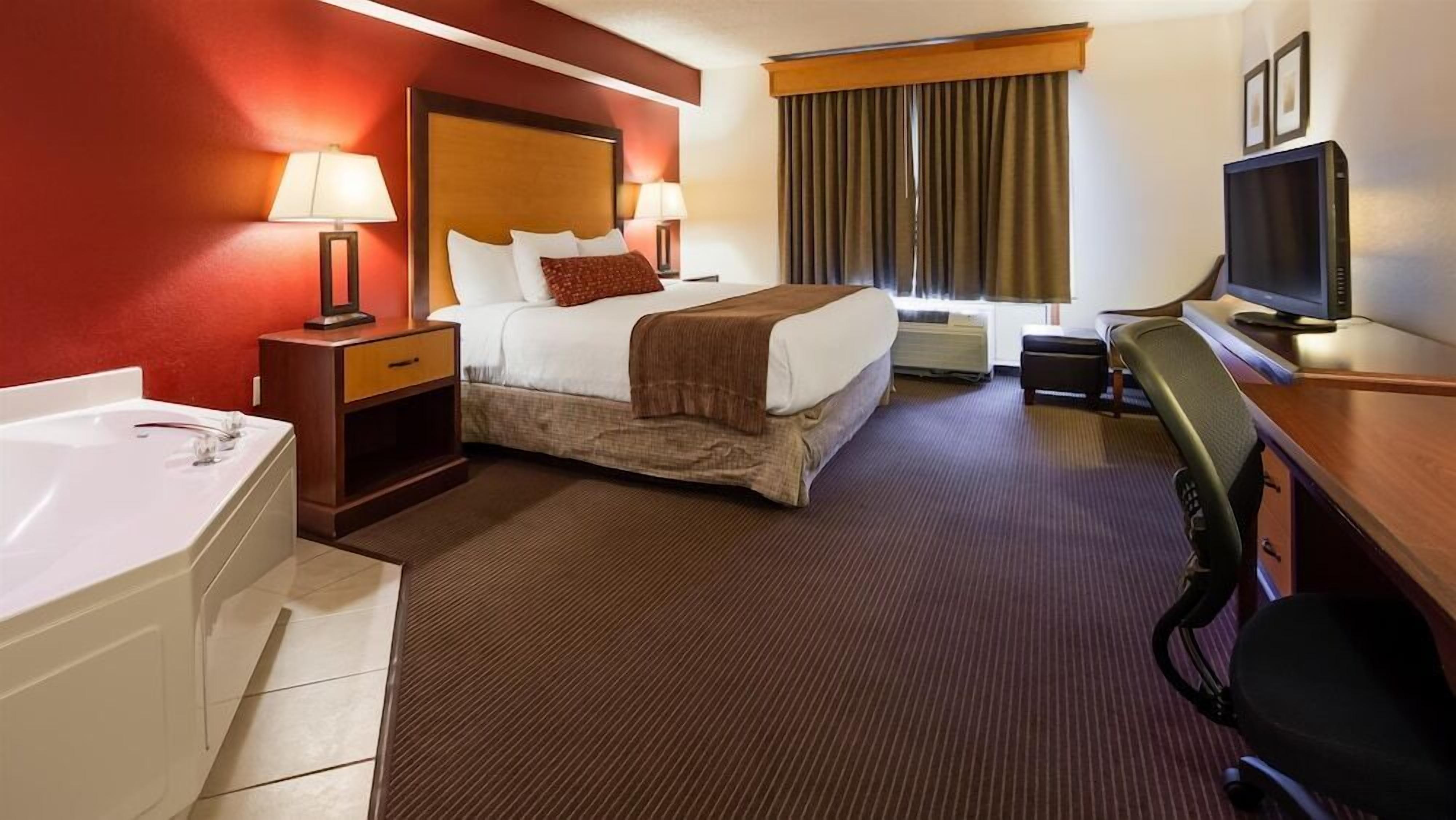 In-room safe, blackout curtains, soundproofing, iron/ironing board