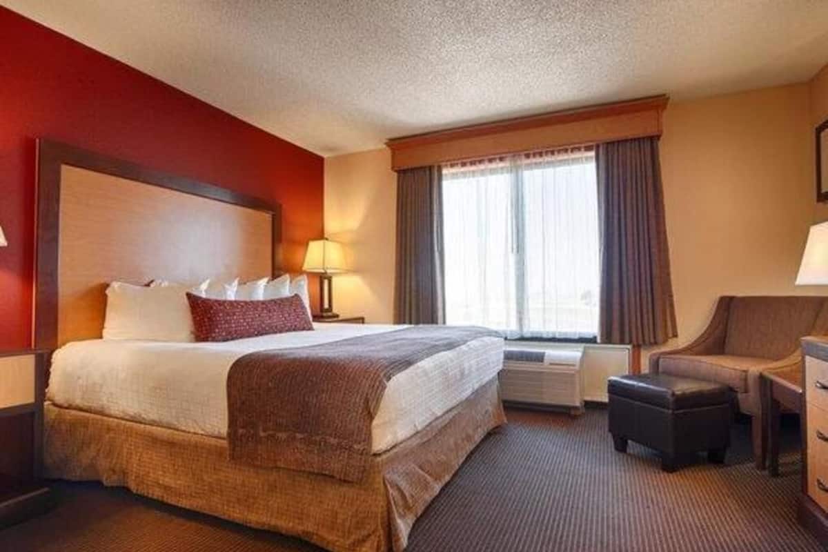 Caja de seguridad en la habitación, cortinas blackout y insonorización