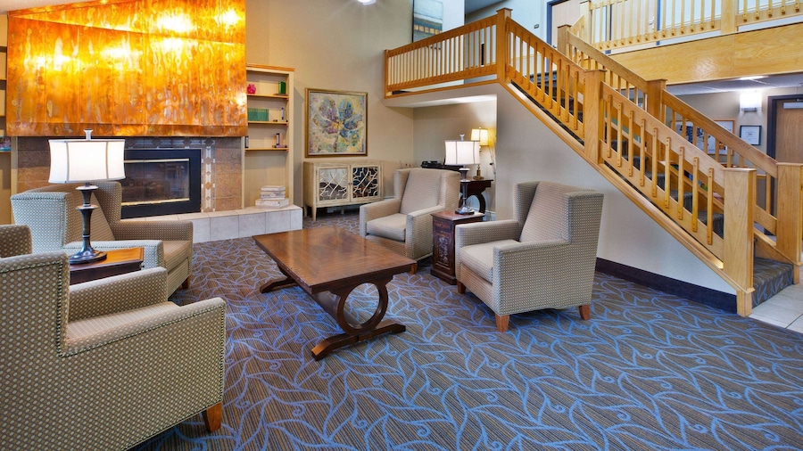 AmericInn by Wyndham Bay City