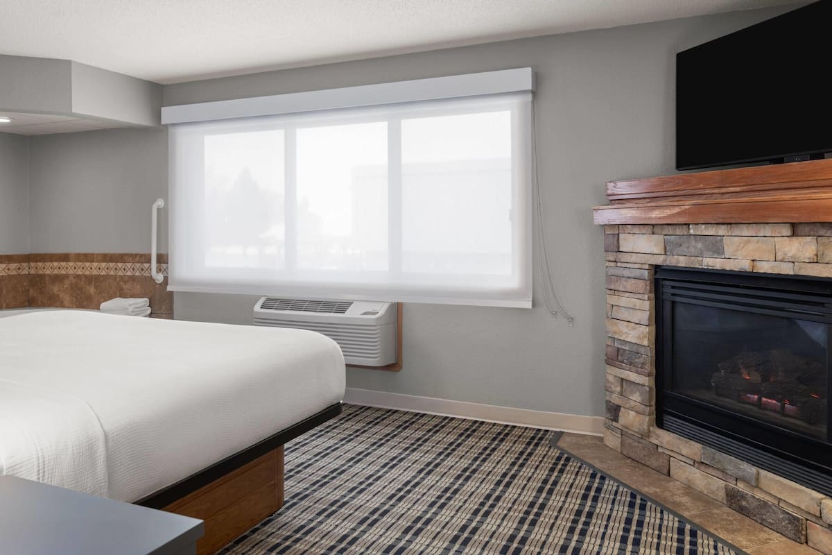 Suite, 1 chambre, non-fumeur | Baignoire Ă hydromassage