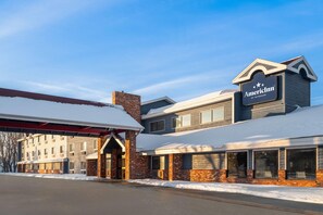 Exterior - AmericInn by Wyndham Grand Forks (Grand Forks)