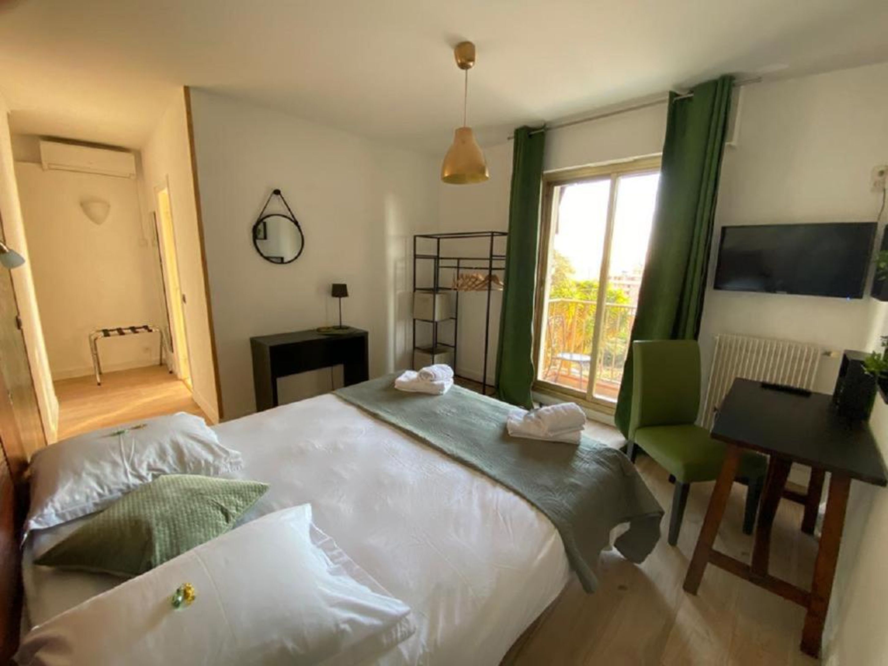 Panoramic Double Room, 1 Queen Bed, Balcony, Sea View | In-room safe, soundproofing, free WiFi, wheelchair access