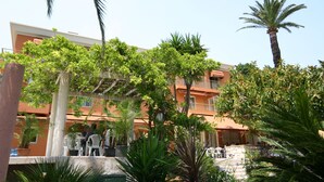 Unclassified image, 4 of 49, button - Anis Hotel (Nice)