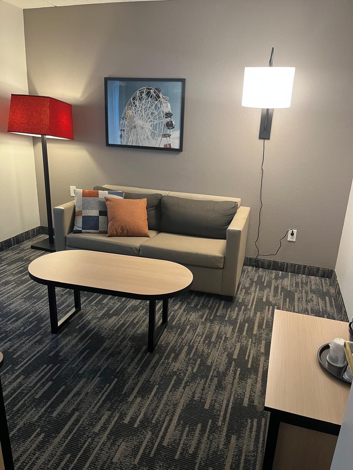 Suite, 1 Bedroom | Living area