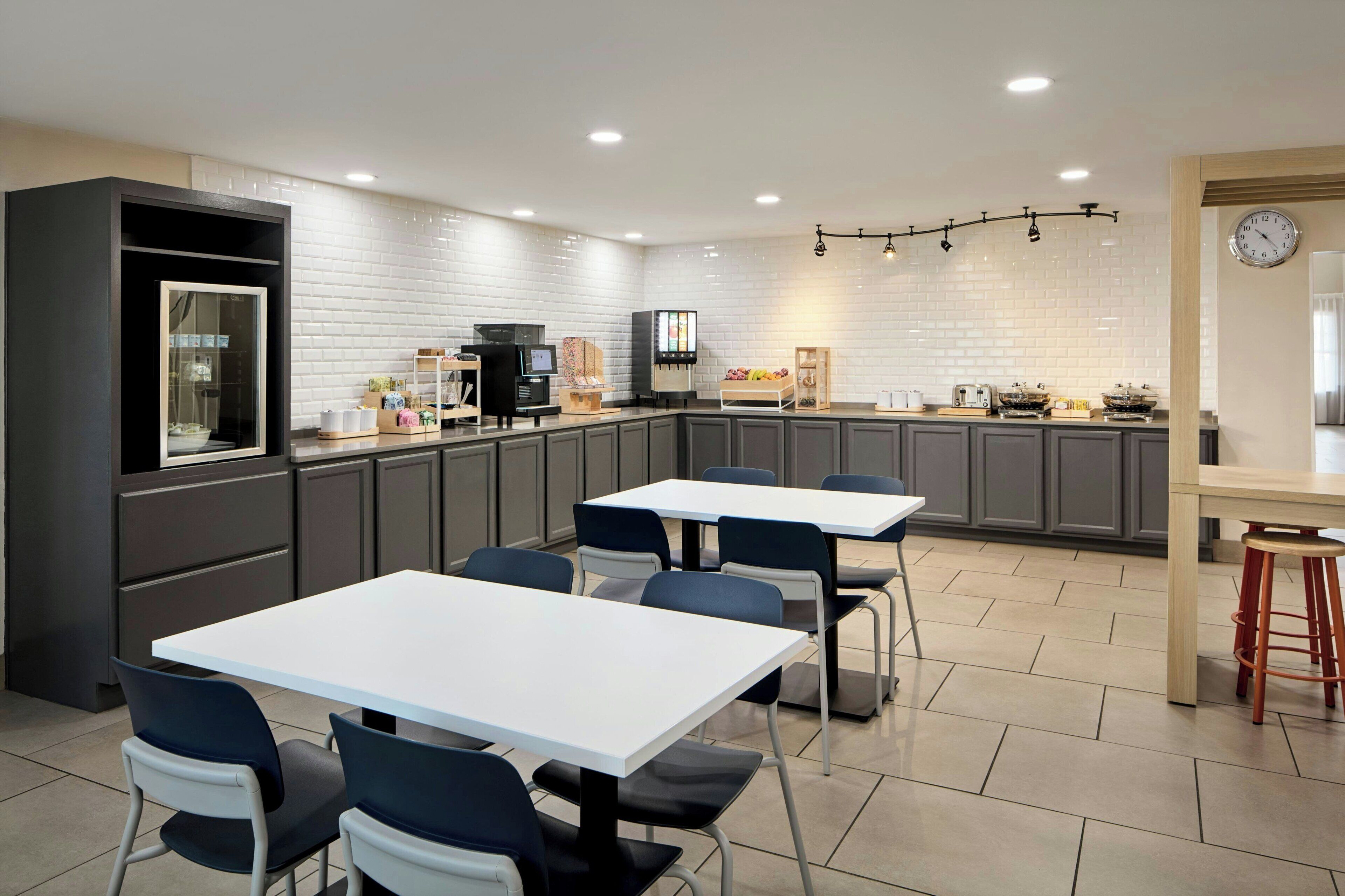 Photo - Country Inn & Suites By Radisson, Louisville East, Ky