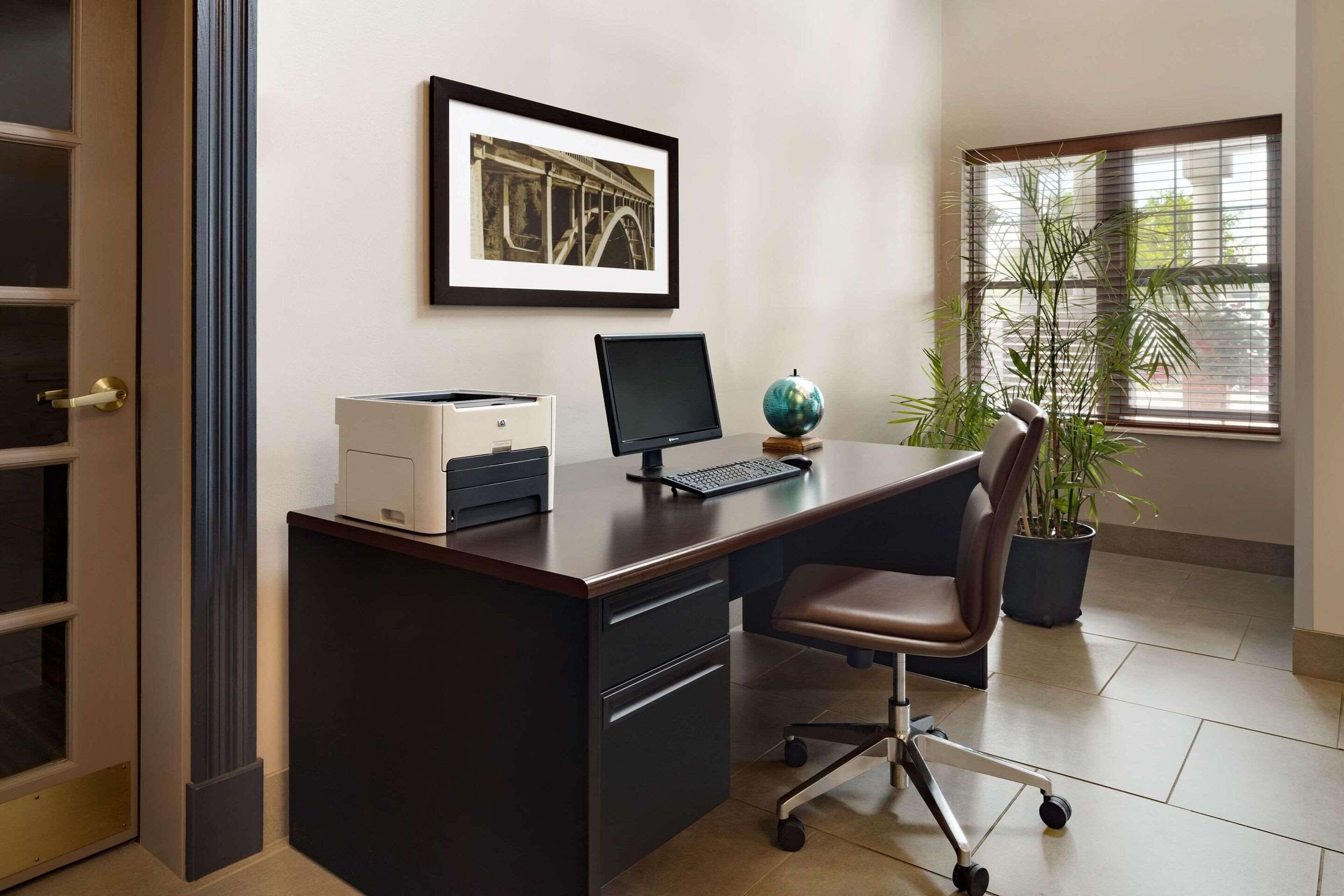 Photo - Country Inn & Suites by Radisson, Louisville East, KY