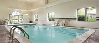 Country Inn & Suites by Radisson, Louisville East