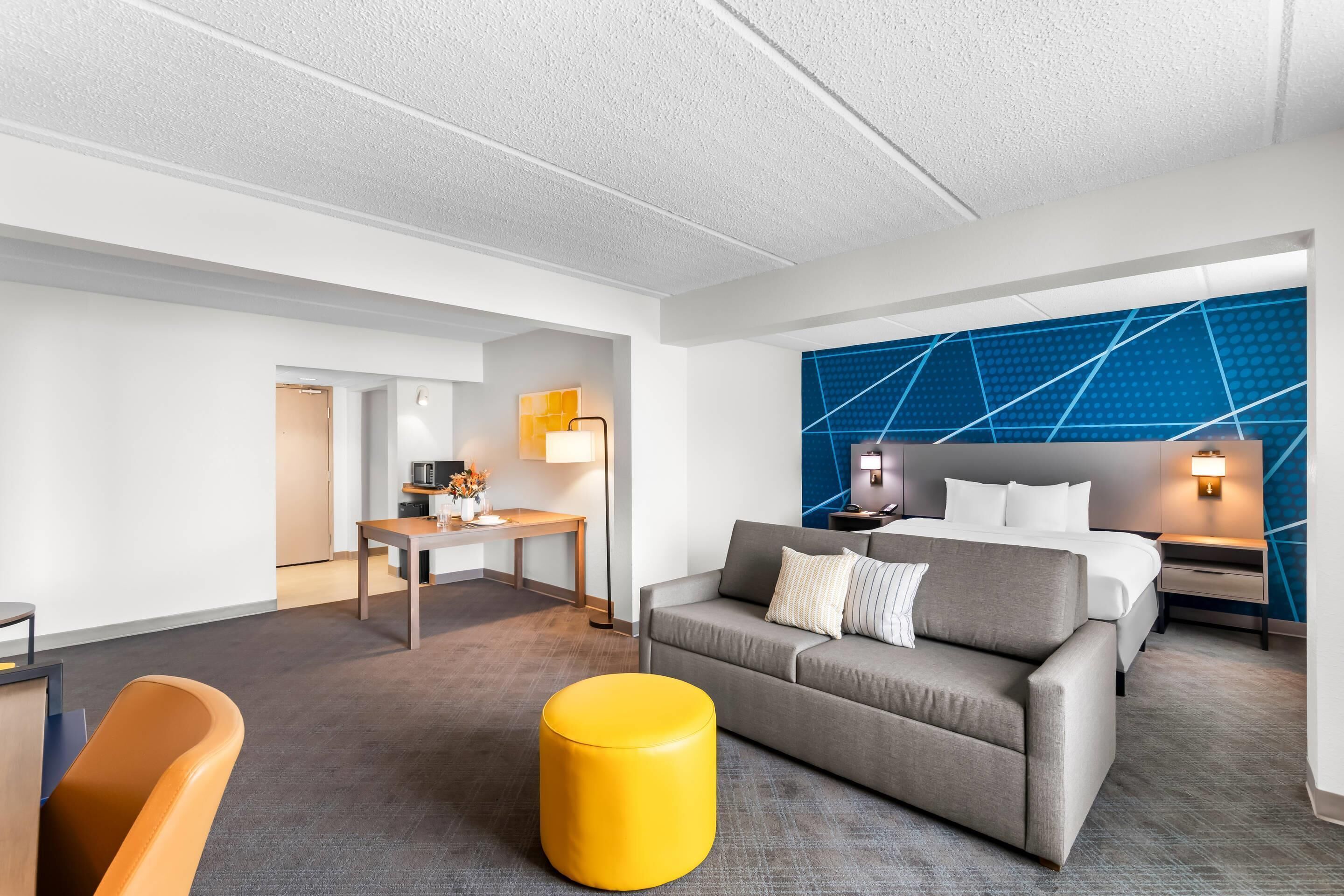 desk, blackout curtains, iron/ironing board, free wifi