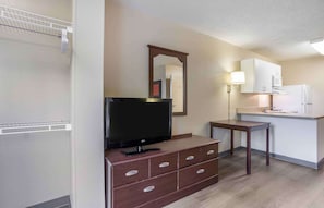 Studio, 1 queensize bed, niet-roken | Een bureau, een strijkplank/strijkijzer, gratis wifi, beddengoed