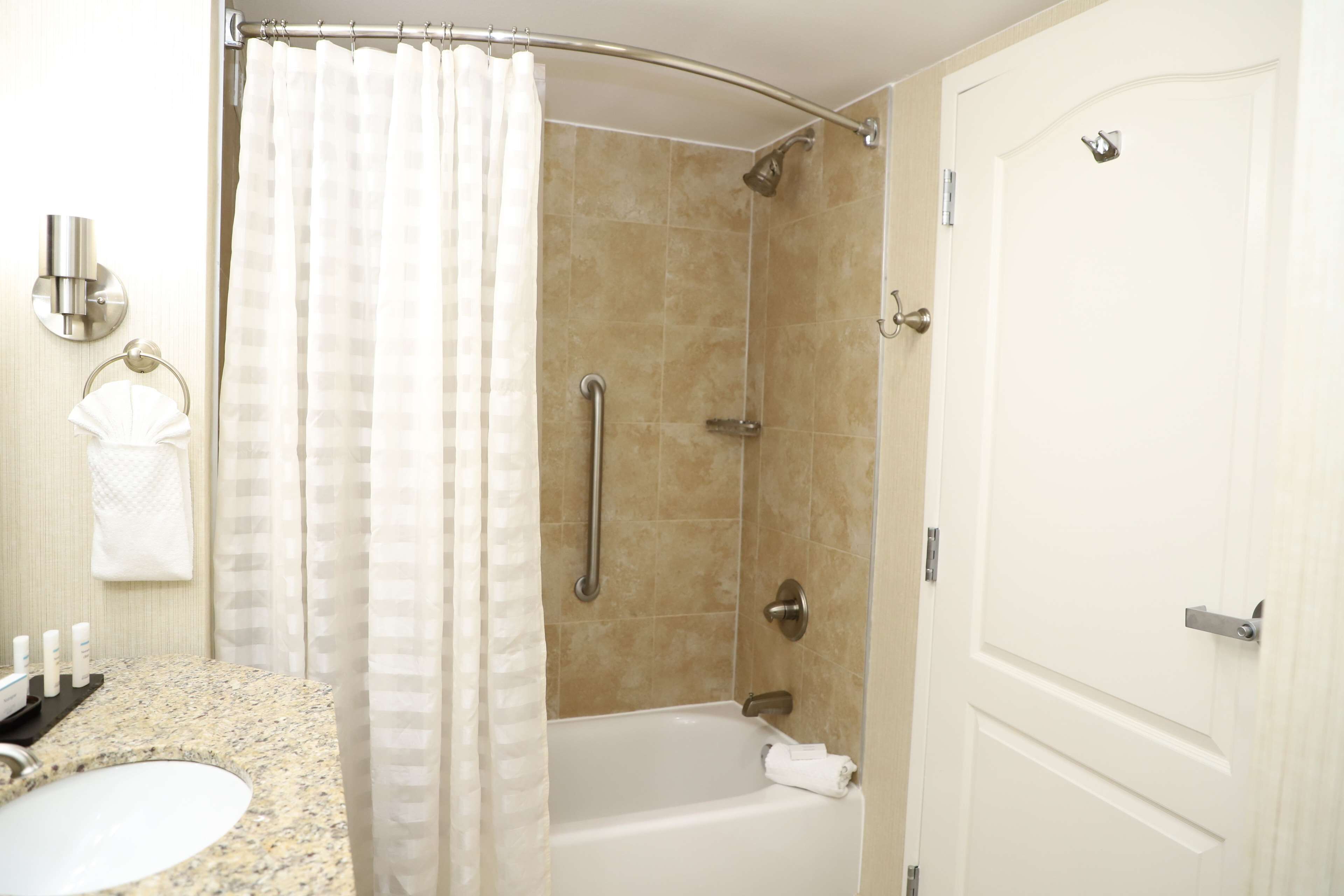 1 bedroom, premium bedding, pillow-top beds, in-room safe