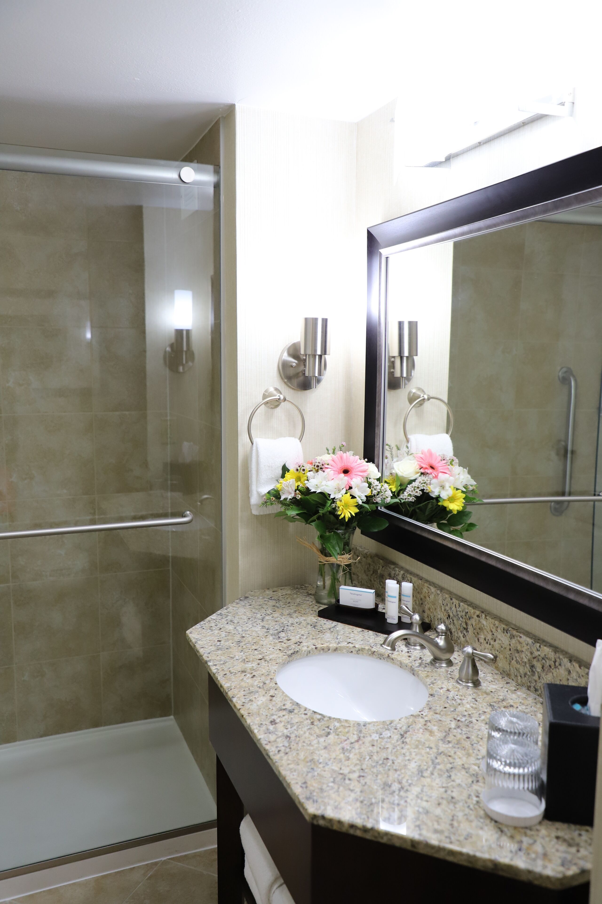 suite, 1 king bed, non smoking (2 rooms) | bathroom | combined shower/bathtub, designer toiletries, hair dryer, towels