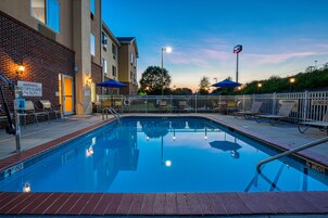 Seasonal outdoor pool