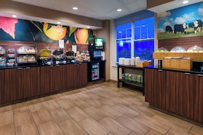 Free daily buffet breakfast