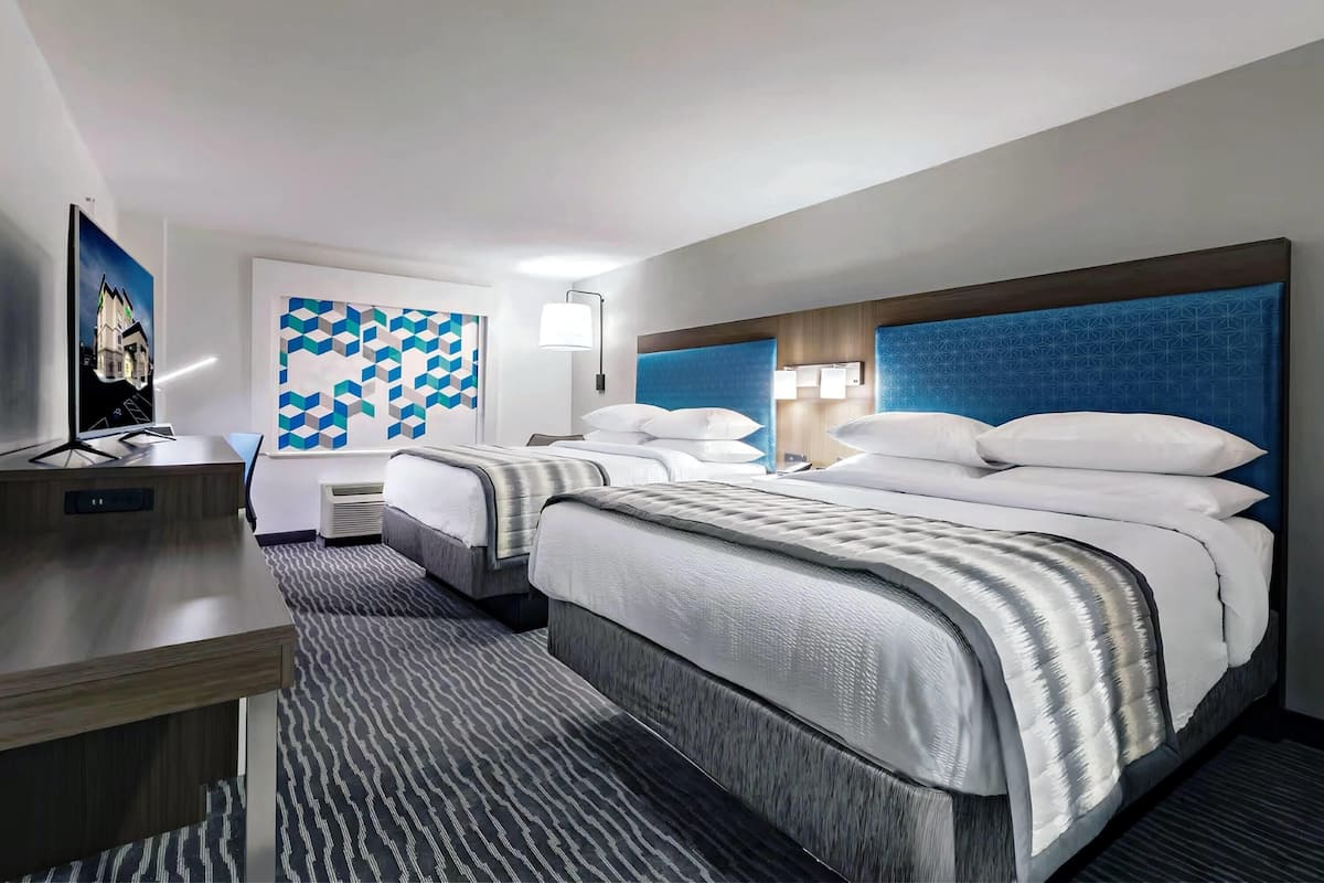 Room, 2 Queen Beds, Non Smoking
