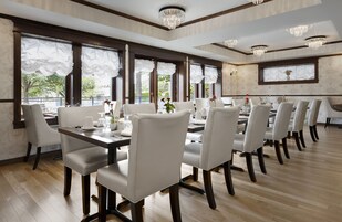 Free daily full breakfast