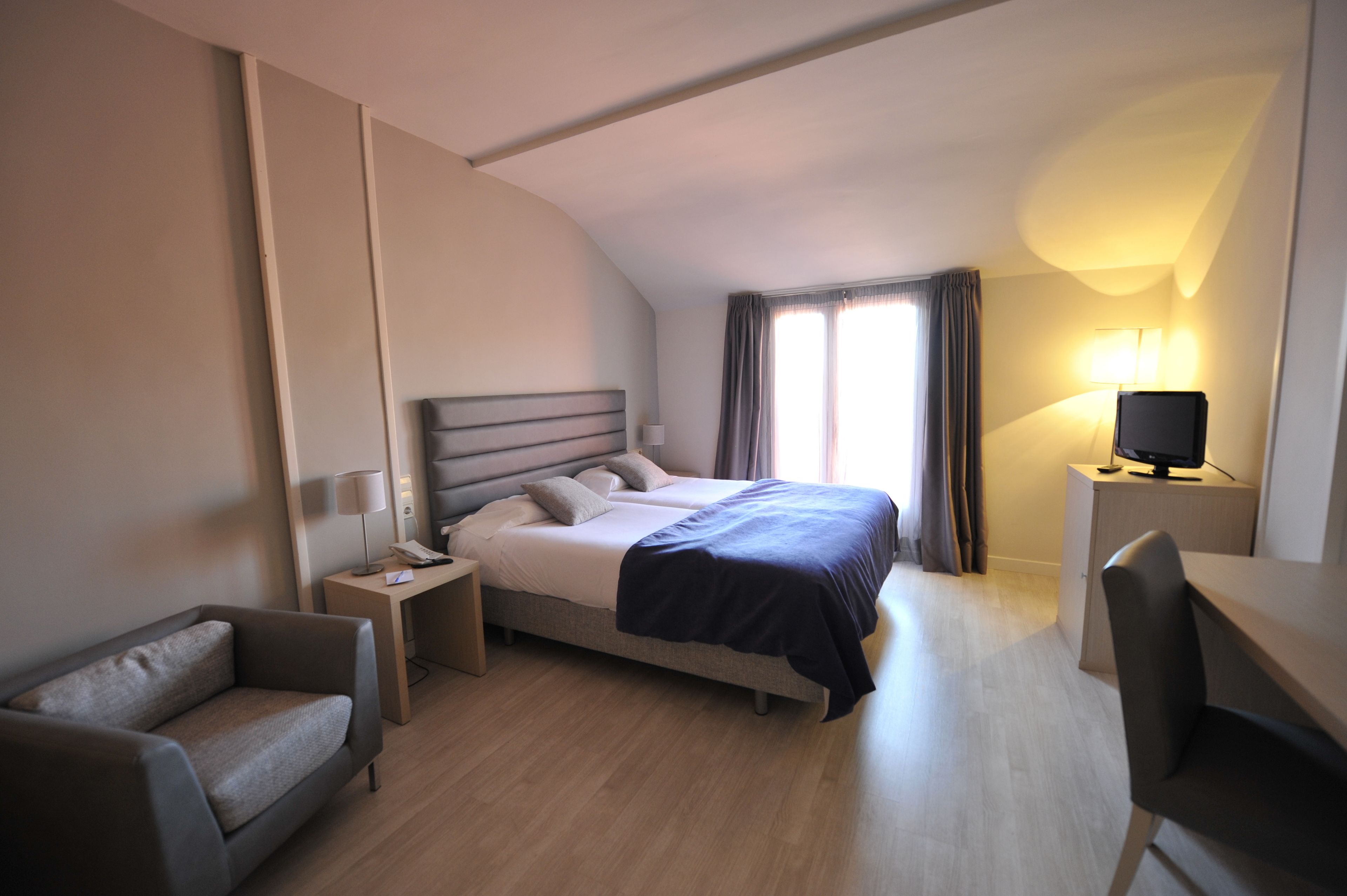 Foto - Hotel Puerta de Segovia