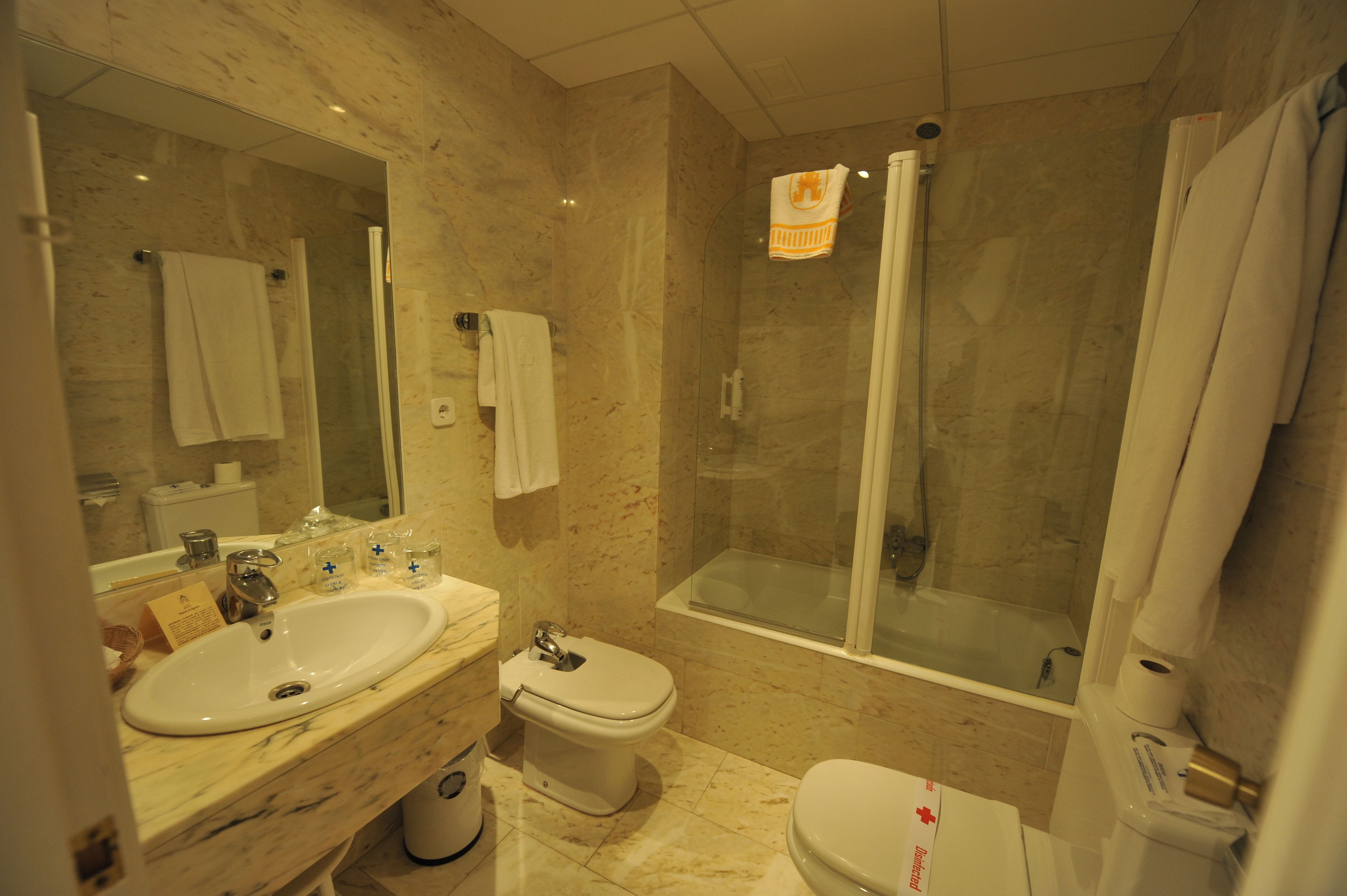 Foto - Hotel Puerta de Segovia