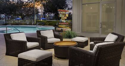 Hilton Garden Inn Orlando at SeaWorld
