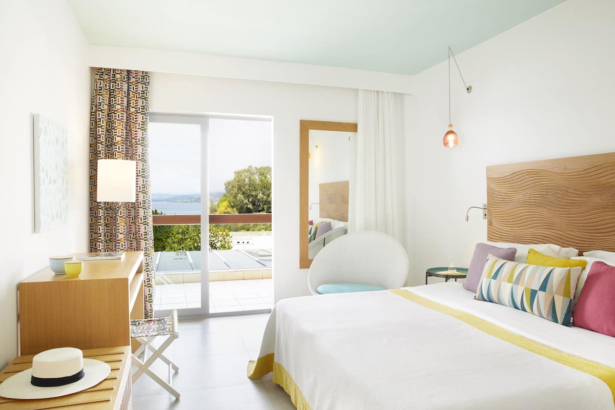 Chambre Double, vue mer | Literie de qualité supérieure, minibar, coffres-forts dans les chambres