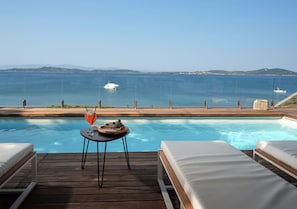 Presidential Bungalow (Maria Callas) | Beach/ocean view