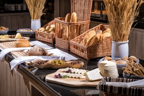 Petit-déjeuner continental compris tous les jours