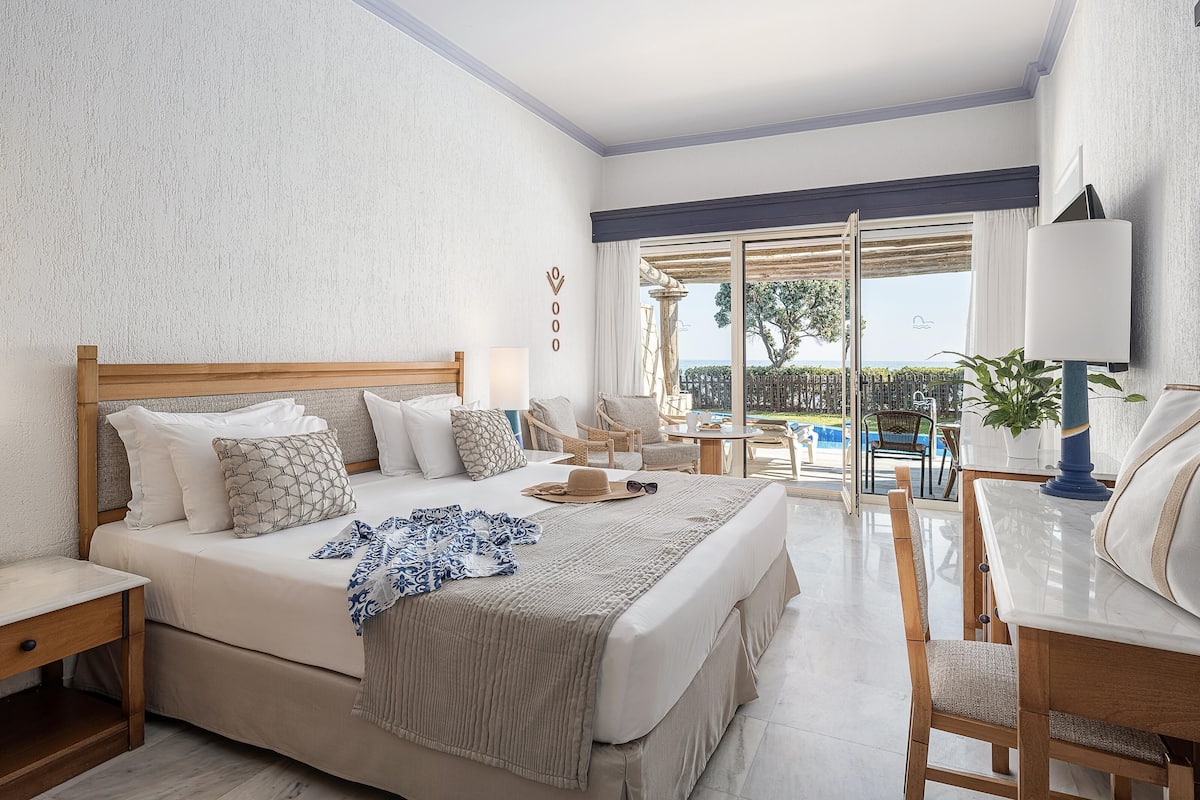 Chambre Deluxe, 1 chambre, accĂšs piscine | 1 chambre, couette en duvet d'oie, coffres-forts dans les chambres
