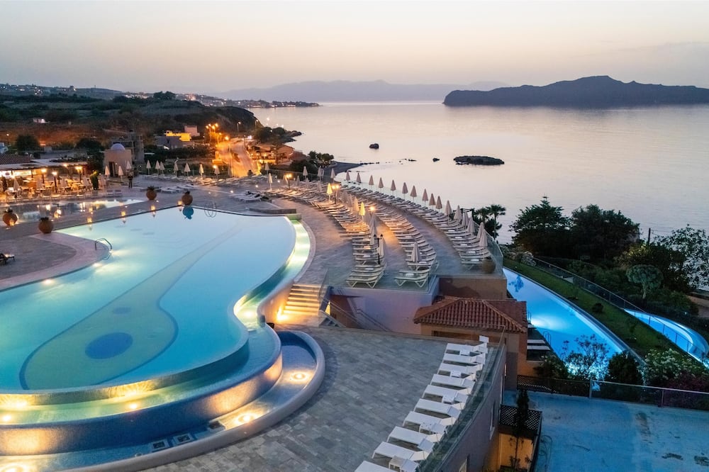 Leptos Panorama Hotel