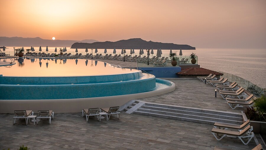 Leptos Panorama Hotel