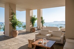 Terrace/patio - Leptos Panorama Hotel (Chania)