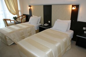 Economy Double Room, No Balcony | 1 bedroom, desk, rollaway beds, free WiFi
