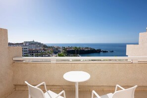 Suite Platinum | Solo Adultos +16 | View from room