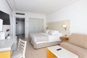 In-room safe, desk, iron/ironing board, free WiFi - Landmar Playa La Arena (Santiago del Teide)