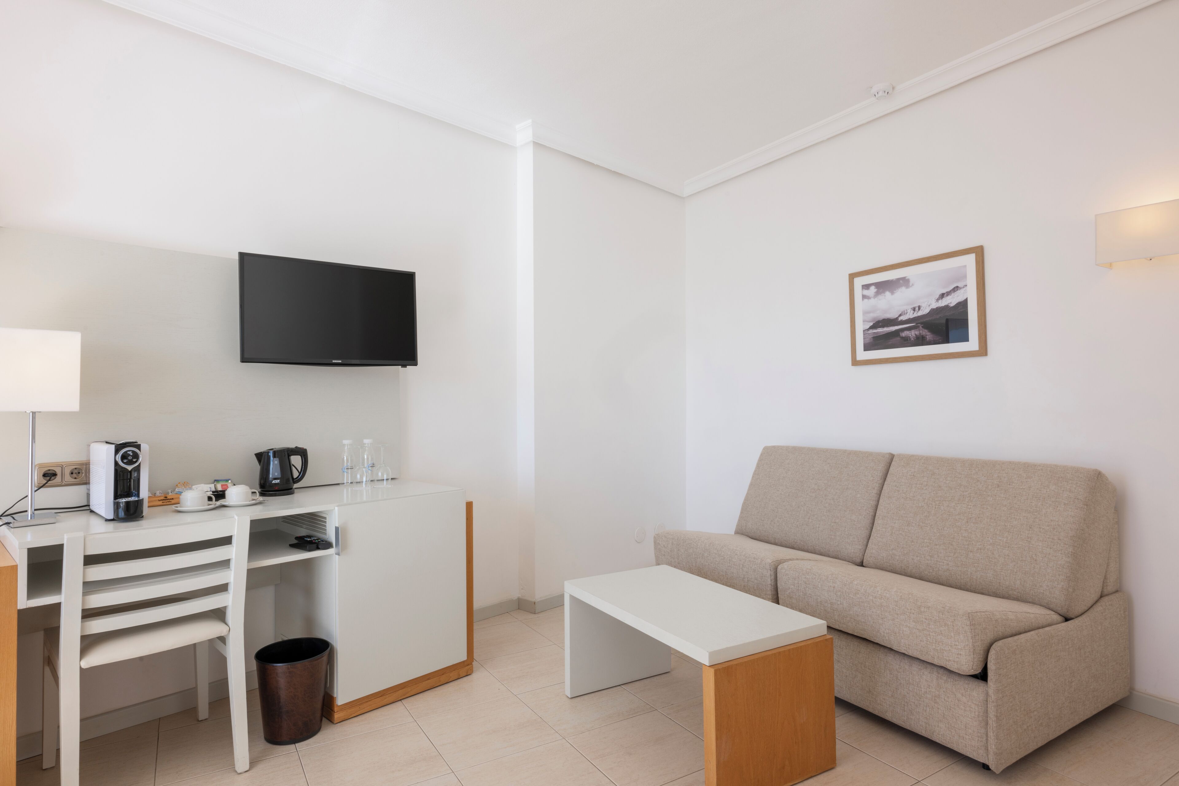 suite platinum | solo adultos +16 | 1 bedroom, in-room safe, desk, iron/ironing board