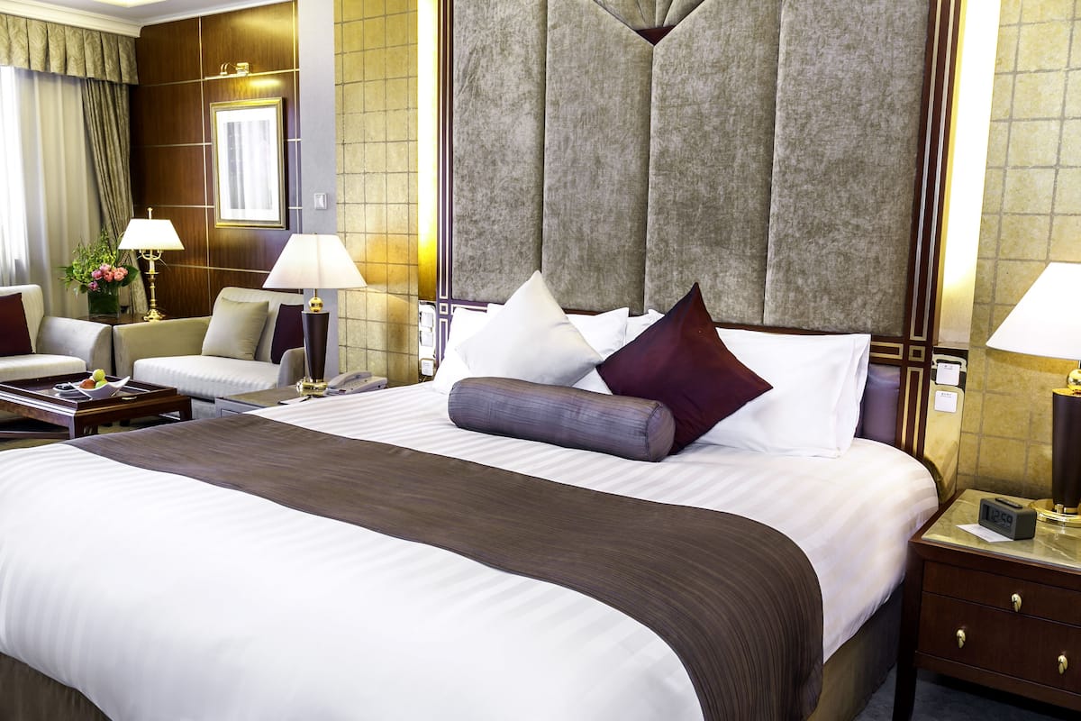 Premium bedding, minibar, in-room safe, blackout drapes