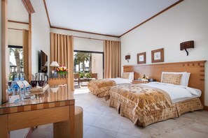 Deluxe Double or Twin Room, Sea View | Soundproofing, Internet