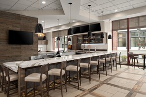 Bar (on property) - Residence Inn by Marriott Portland Downtown/RiverPlace (Portland)