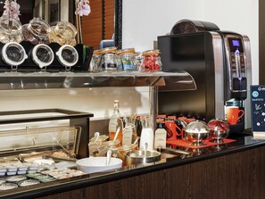 Takeaway-morgenmad hver dag (19 EUR pr. person)