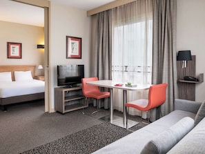 1 Schlafzimmer, Zimmersafe, Schreibtisch, Verdunkelungsvorhänge