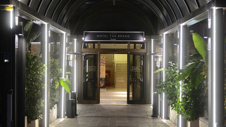 Hotel The Brand