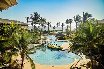 Fiesta Resort Central Pacific - All Inclusive