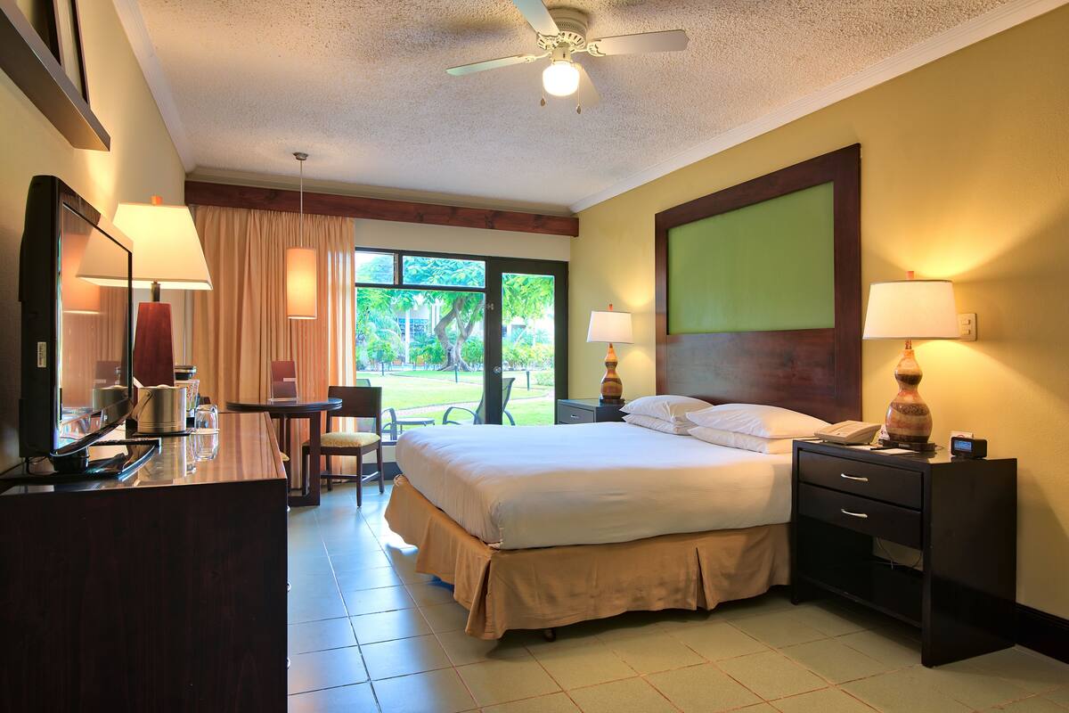 Premium bedding, down comforters, pillowtop beds, in-room safe