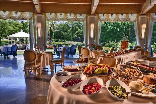 Perincian bahagian dalam