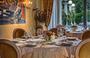 Couples dining - Park Hotel Junior (Quarto d'Altino)